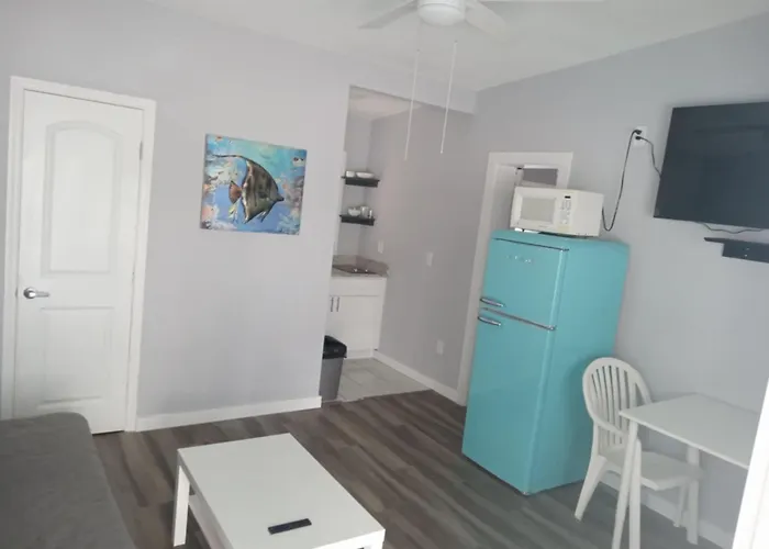 Tropical Sky Ranch Motel Clearwater Beach